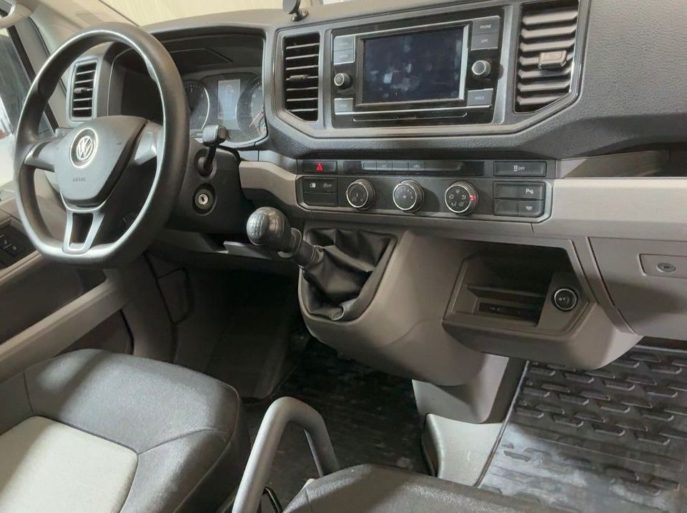 Volkswagen CRAFTER 2023 г. Белый, пробег 48083 км