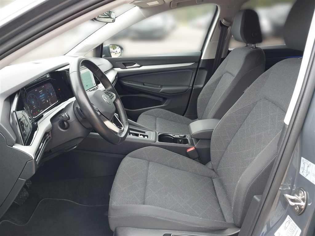 Volkswagen Golf 2024 г. Серый, пробег 59047 км