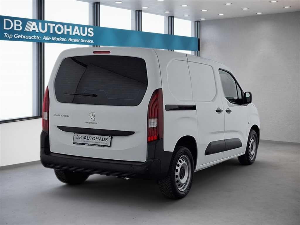 Peugeot Partner 2022 г. Белый, пробег 51783 км