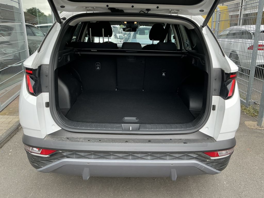 Hyundai Tucson 2021 г. Белый, пробег 58500 км