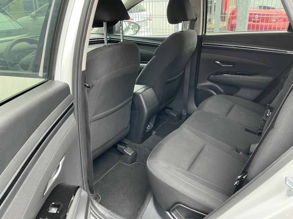 Hyundai Tucson 2021 г. Белый, пробег 58500 км