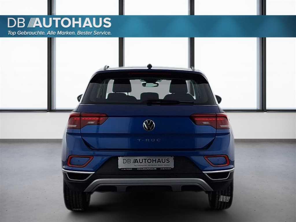 Volkswagen T-Roc 2024 г. Синий, пробег 49961 км