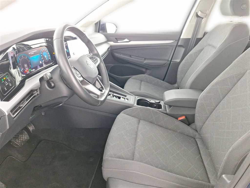 Volkswagen Golf 2024 г. Синий, пробег 18355 км