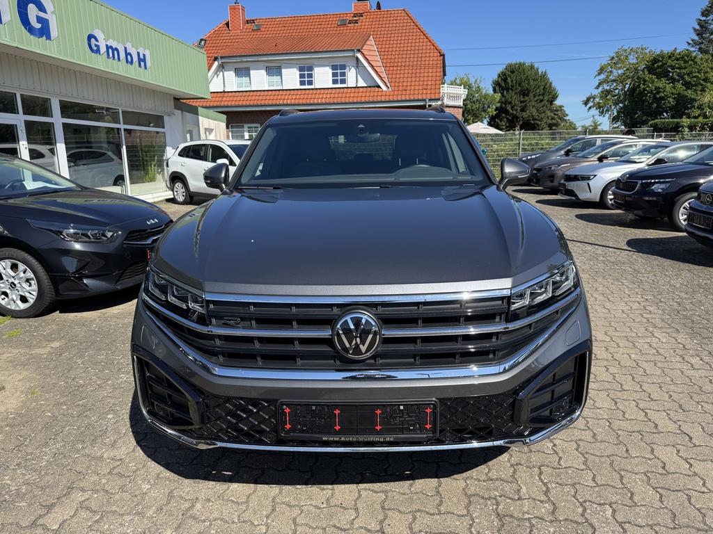 Volkswagen Touareg 2025 г. Серый, пробег 35205 км
