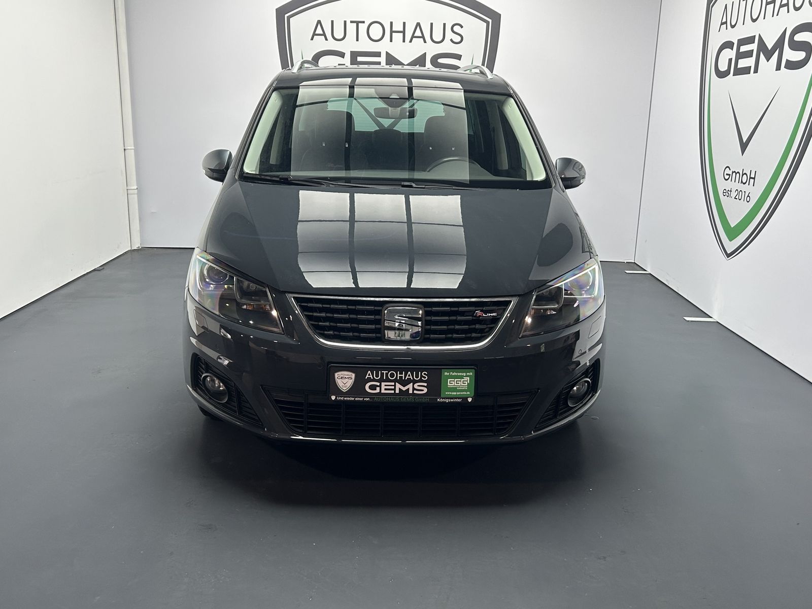 SEAT Alhambra 2022 г. Серый, пробег 57000 км