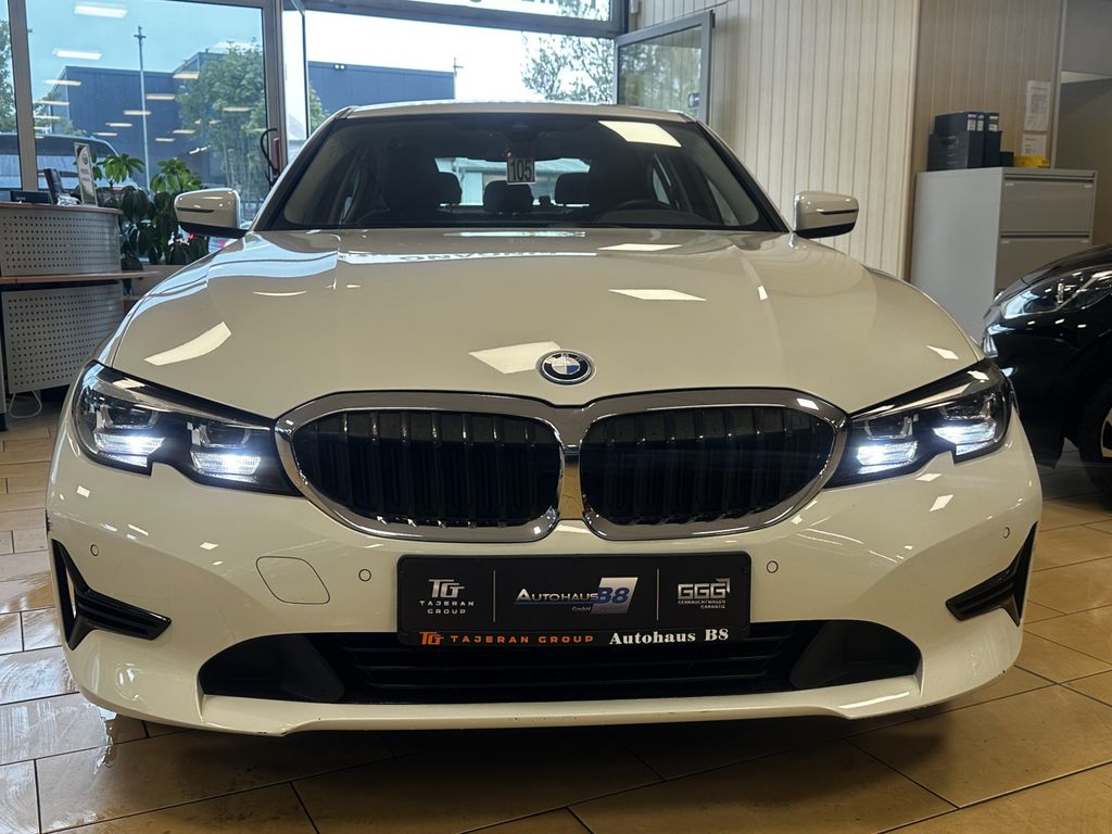 BMW 320 2022 г. Белый, пробег 31706 км