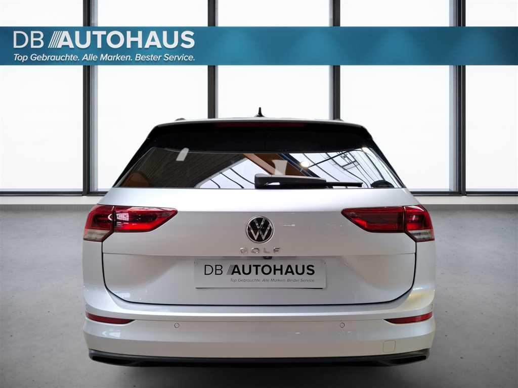 Volkswagen Golf 2024 г. Серебристый, пробег 27155 км