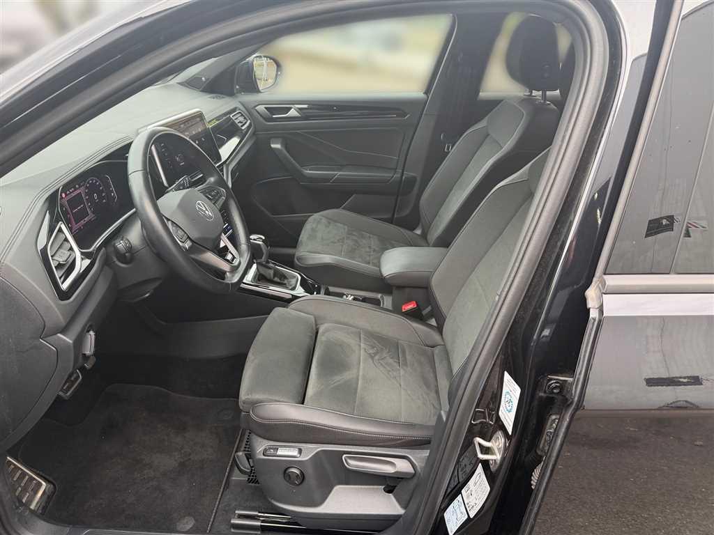 Volkswagen T-Roc 2024 г. Чёрный, пробег 52978 км