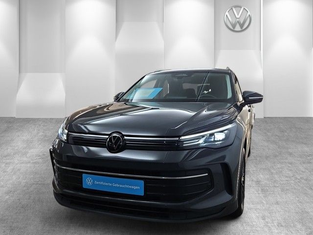 Volkswagen Tiguan 2024 г. Серый, пробег 44805 км