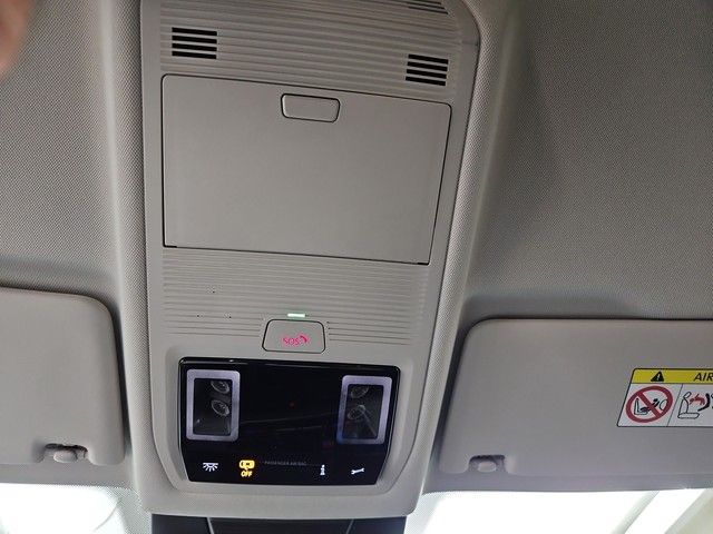 Volkswagen Tiguan 2024 г. Серый, пробег 44805 км