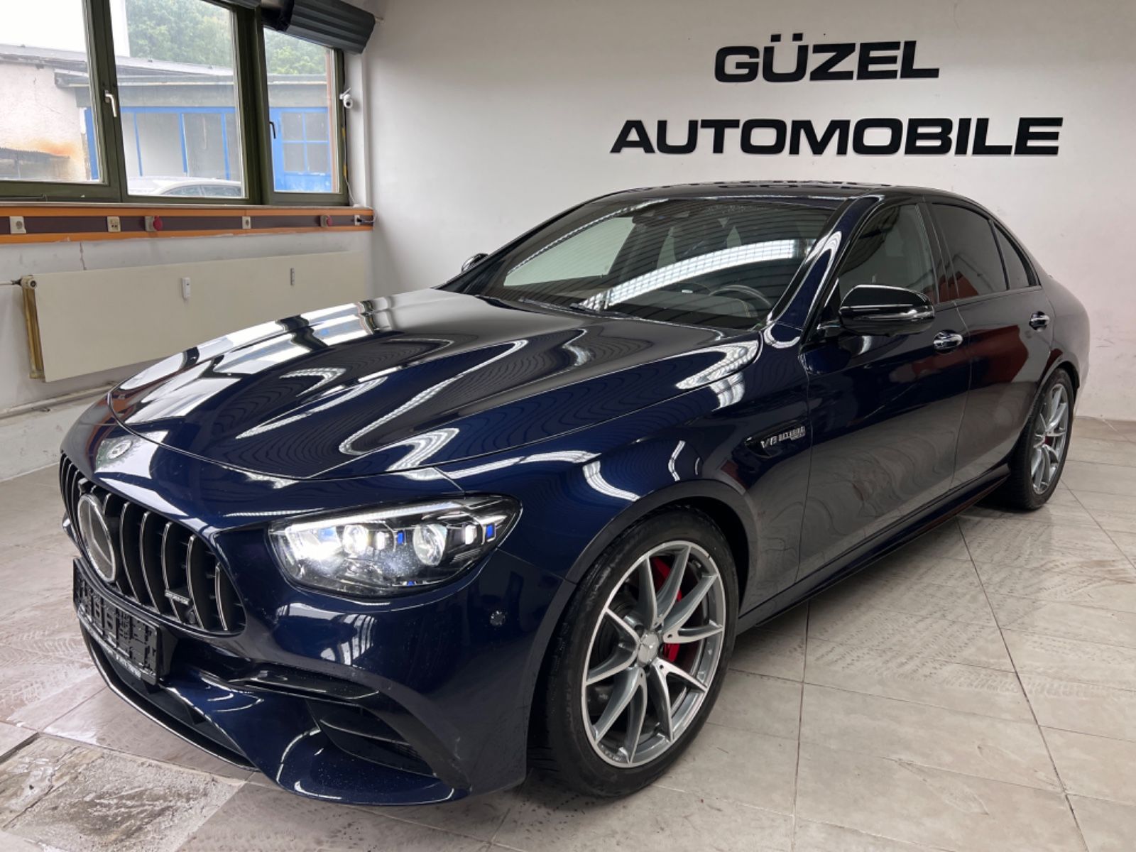 Mercedes-Benz E 63 AMG 2021 г. Синий, пробег 55000 км