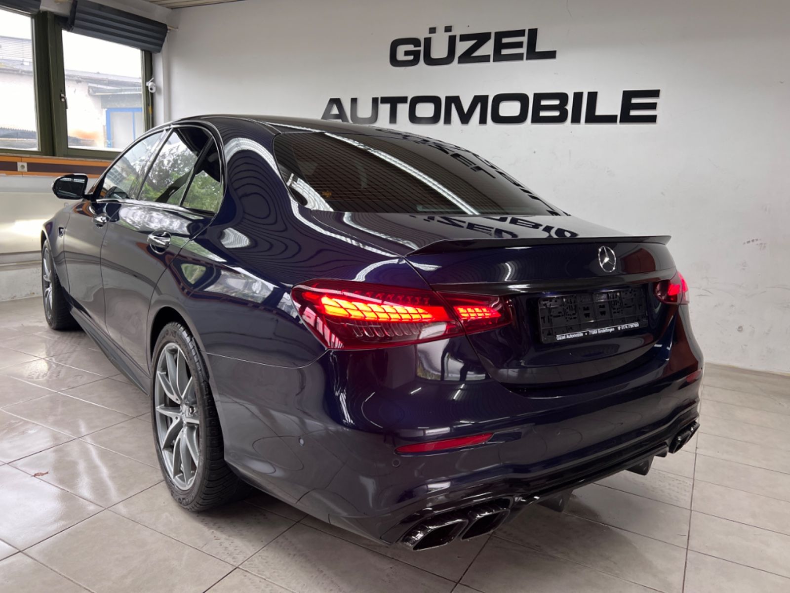 Mercedes-Benz E 63 AMG 2021 г. Синий, пробег 55000 км