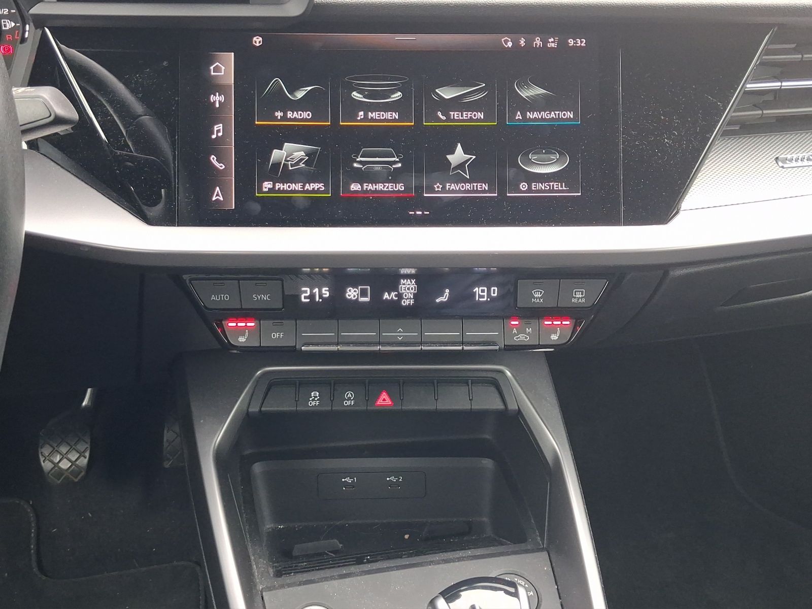 Audi A3 2023 г. Серый, пробег 31505 км