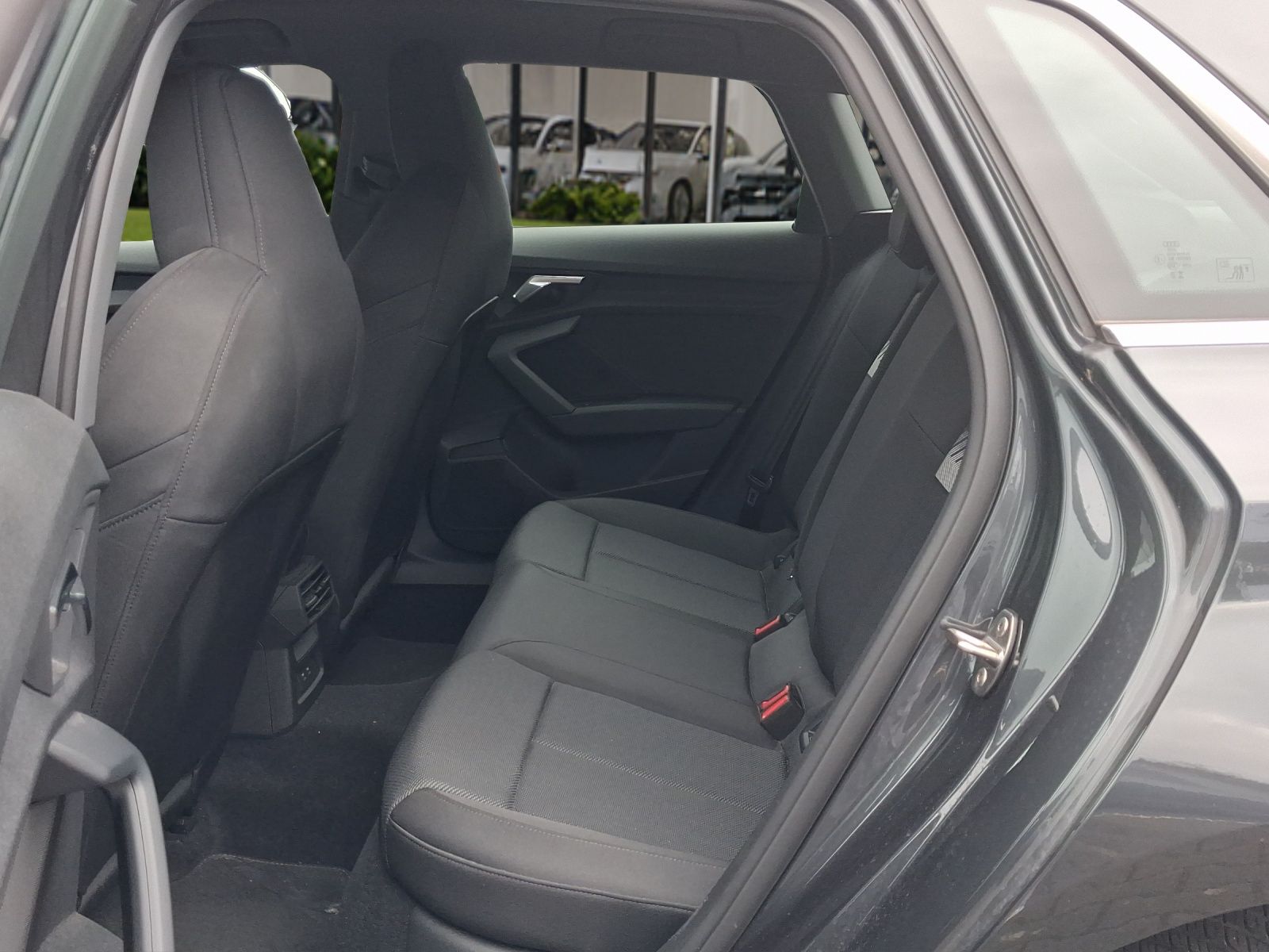 Audi A3 2023 г. Серый, пробег 31505 км