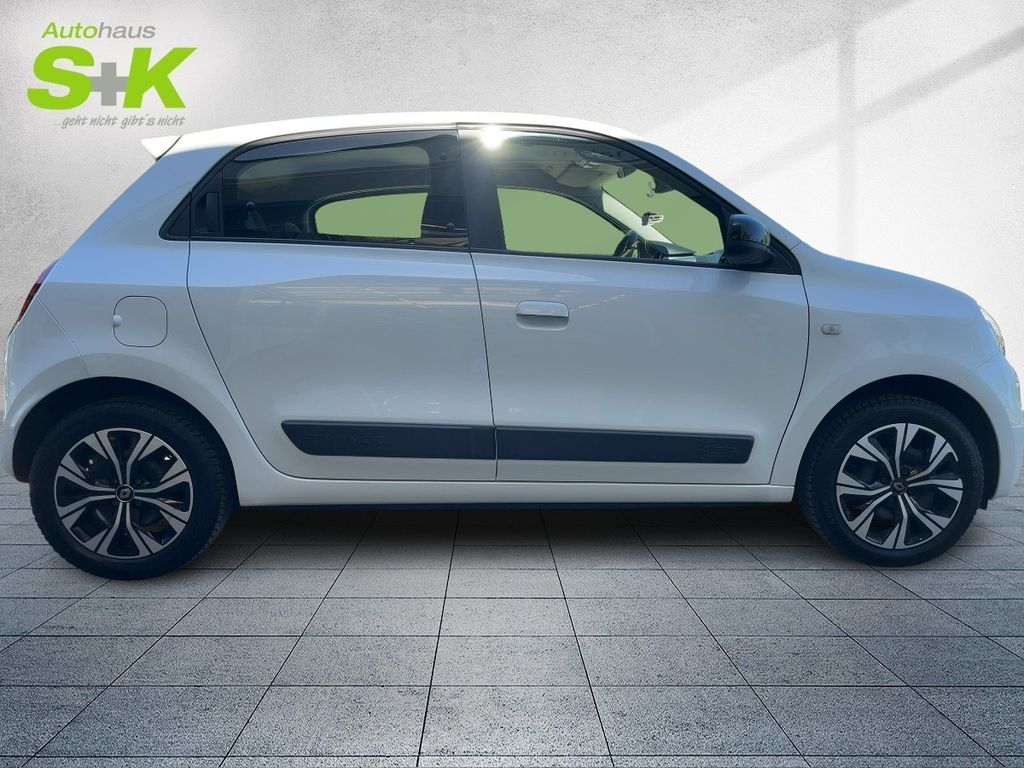 Renault Twingo 2022 г. Белый, пробег 29110 км