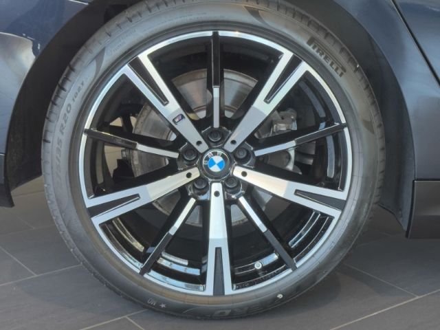 BMW 520 2025 г. Чёрный, пробег 21167 км