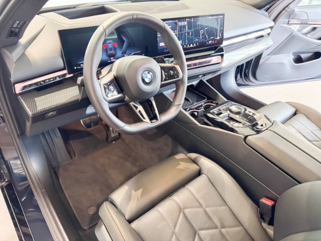 BMW 520 2025 г. Чёрный, пробег 21167 км