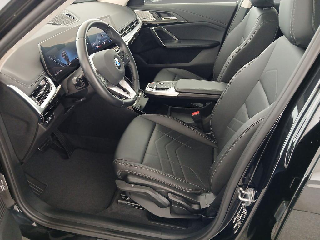BMW X1 2024 г. Чёрный, пробег 40809 км