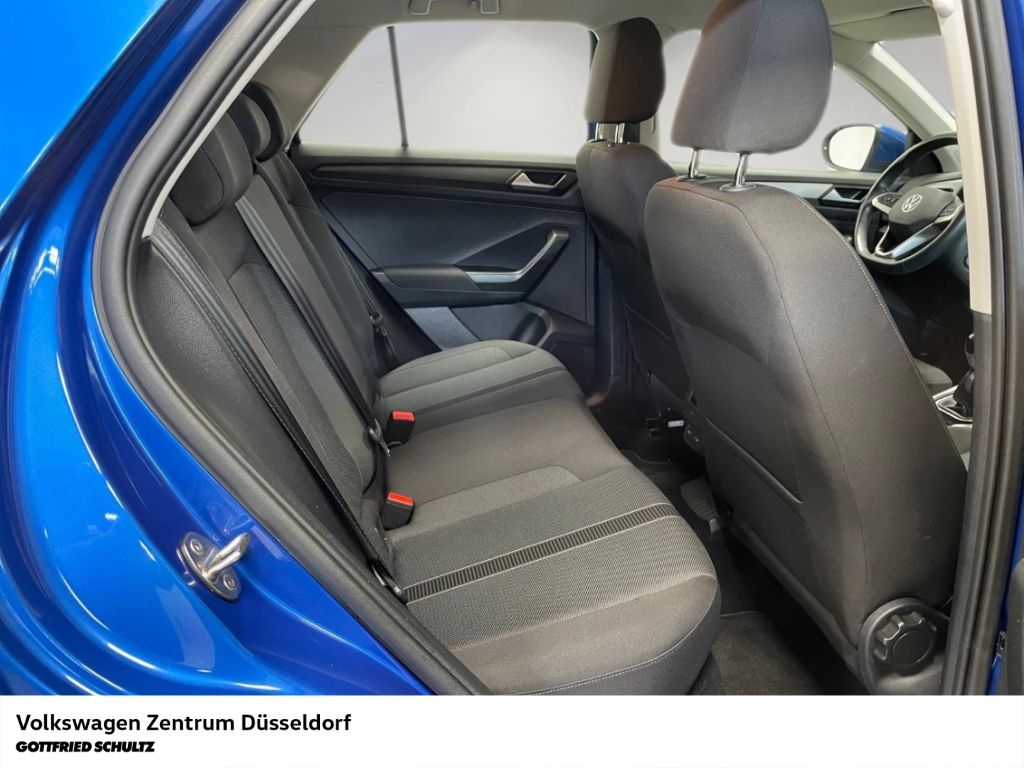 Volkswagen T-Roc 2023 г. Синий, пробег 57442 км