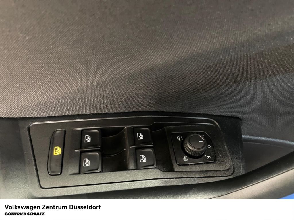 Volkswagen T-Roc 2023 г. Синий, пробег 57442 км
