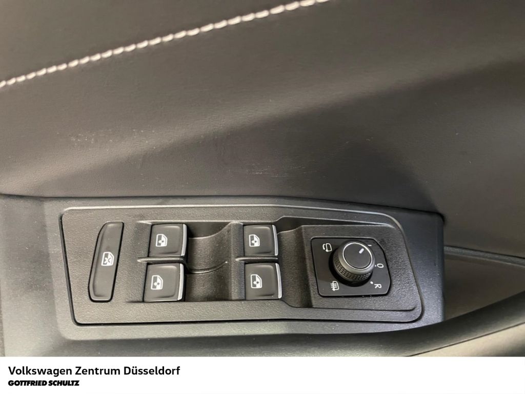 Volkswagen T-Roc 2024 г. Белый, пробег 36779 км