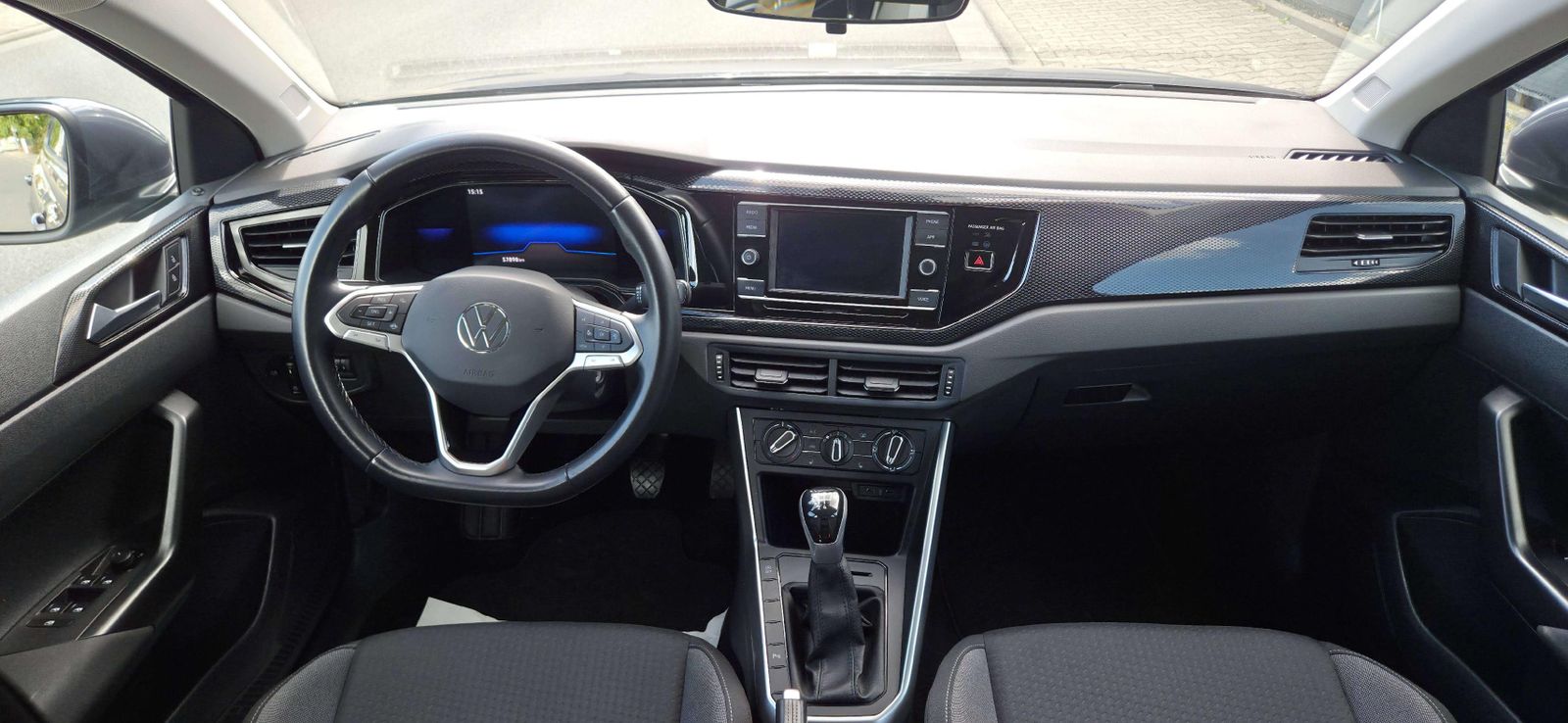 Volkswagen Taigo 2022 г. Серый, пробег 57374 км