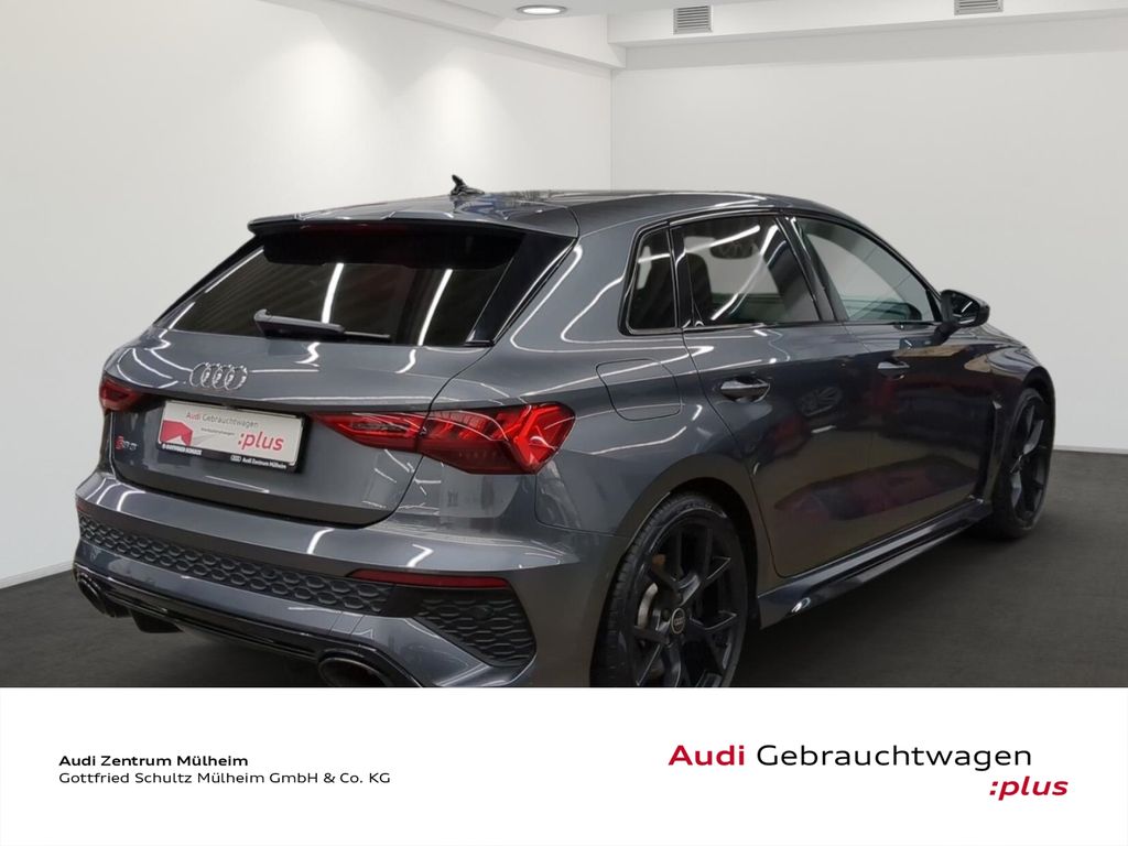 Audi RS3 2023 г. Серый, пробег 31701 км