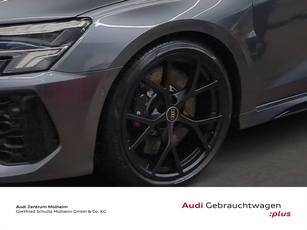 Audi RS3 2023 г. Серый, пробег 31701 км