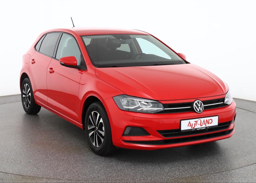 Volkswagen Polo 2022 г. Красный, пробег 43520 км