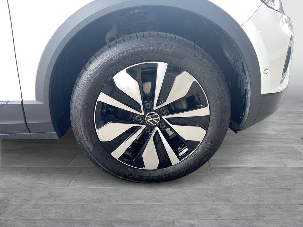 Volkswagen T-Roc 2023 г. Белый, пробег 30600 км