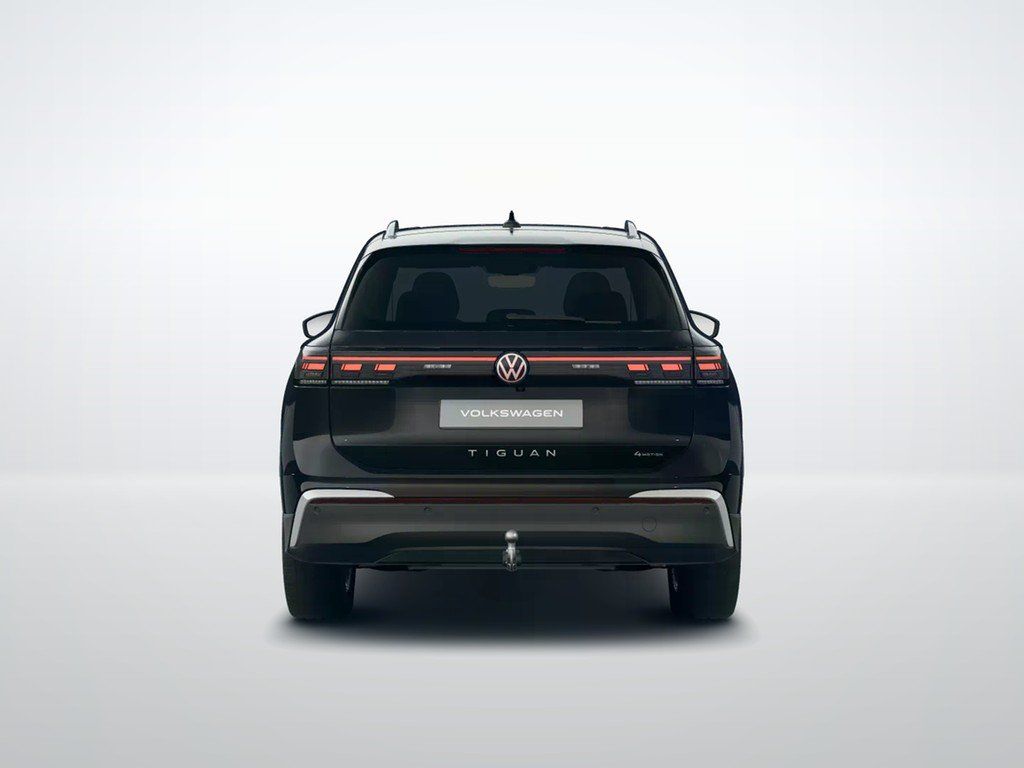 Volkswagen Tiguan 2025 г. Чёрный, пробег 19700 км