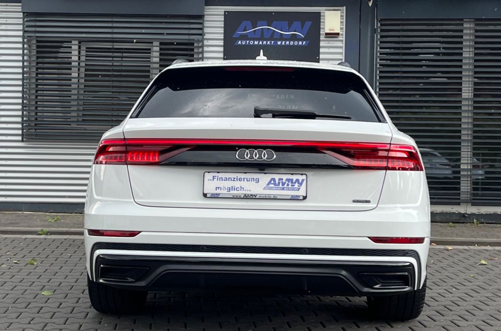 Audi Q8 2022 г. Белый, пробег 43900 км