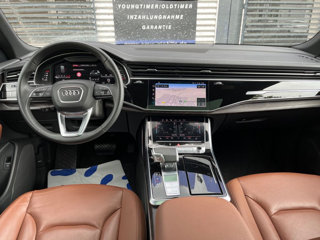 Audi Q8 2022 г. Белый, пробег 43900 км