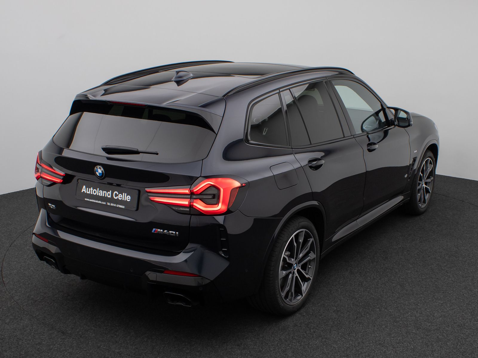 BMW X3 M40 2023 г. Чёрный, пробег 26145 км