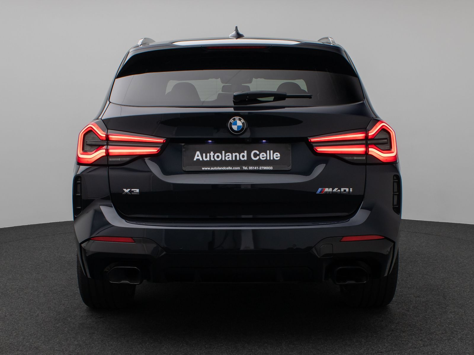BMW X3 M40 2023 г. Чёрный, пробег 26145 км