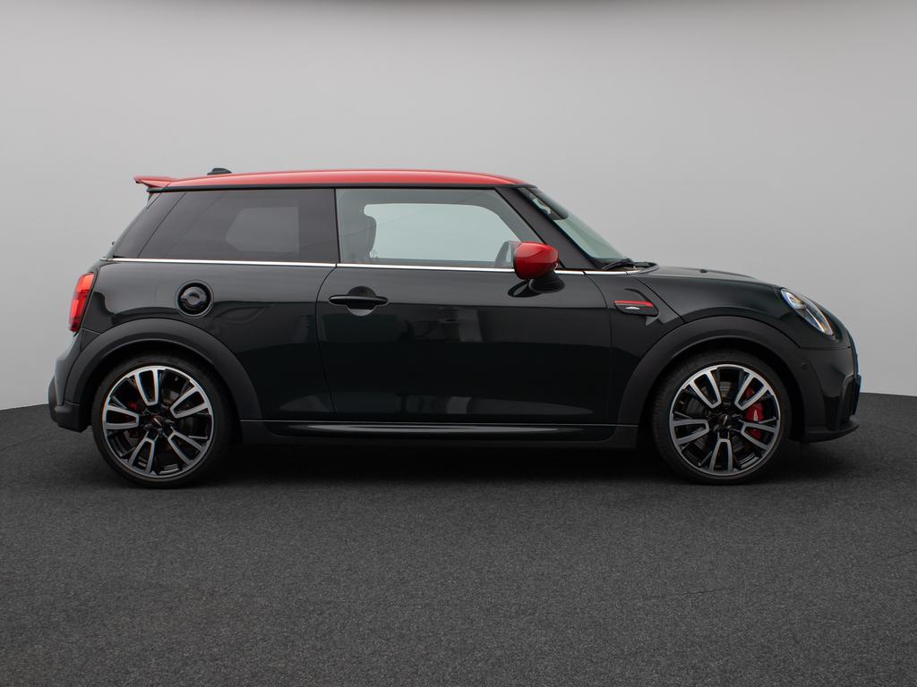 Mini JOHN COOPER WORKS 2022 г. Зелёный, пробег 34833 км