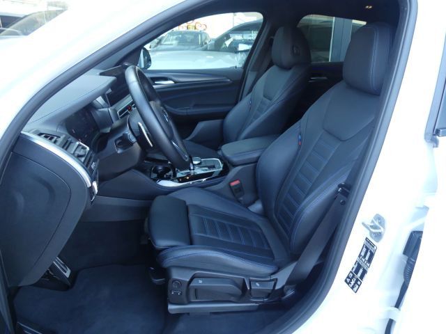 BMW X4 2025 г. Белый, пробег 32640 км
