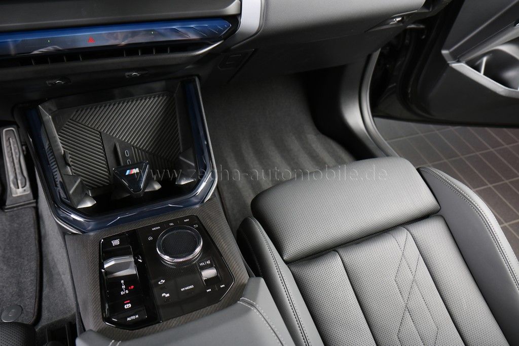 BMW X3 M50 2025 г. Серый, пробег 21999 км