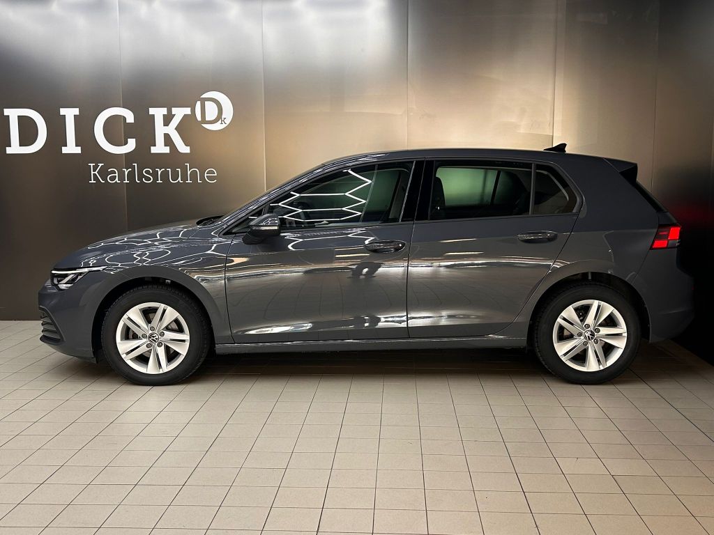 Volkswagen Golf 2023 г. Серый, пробег 48232 км