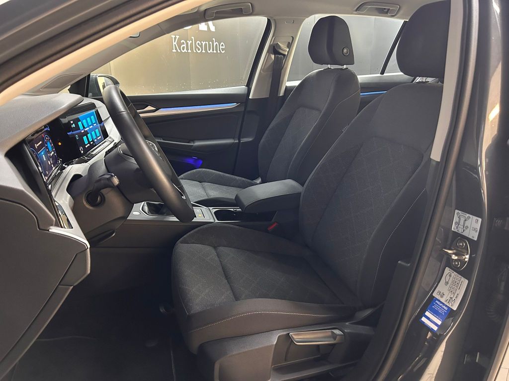 Volkswagen Golf 2023 г. Серый, пробег 48232 км