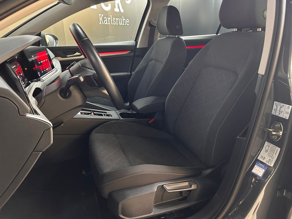 Volkswagen Golf 2023 г. Серый, пробег 34940 км