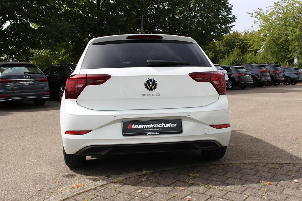 Volkswagen Polo 2024 г. Белый, пробег 56582 км