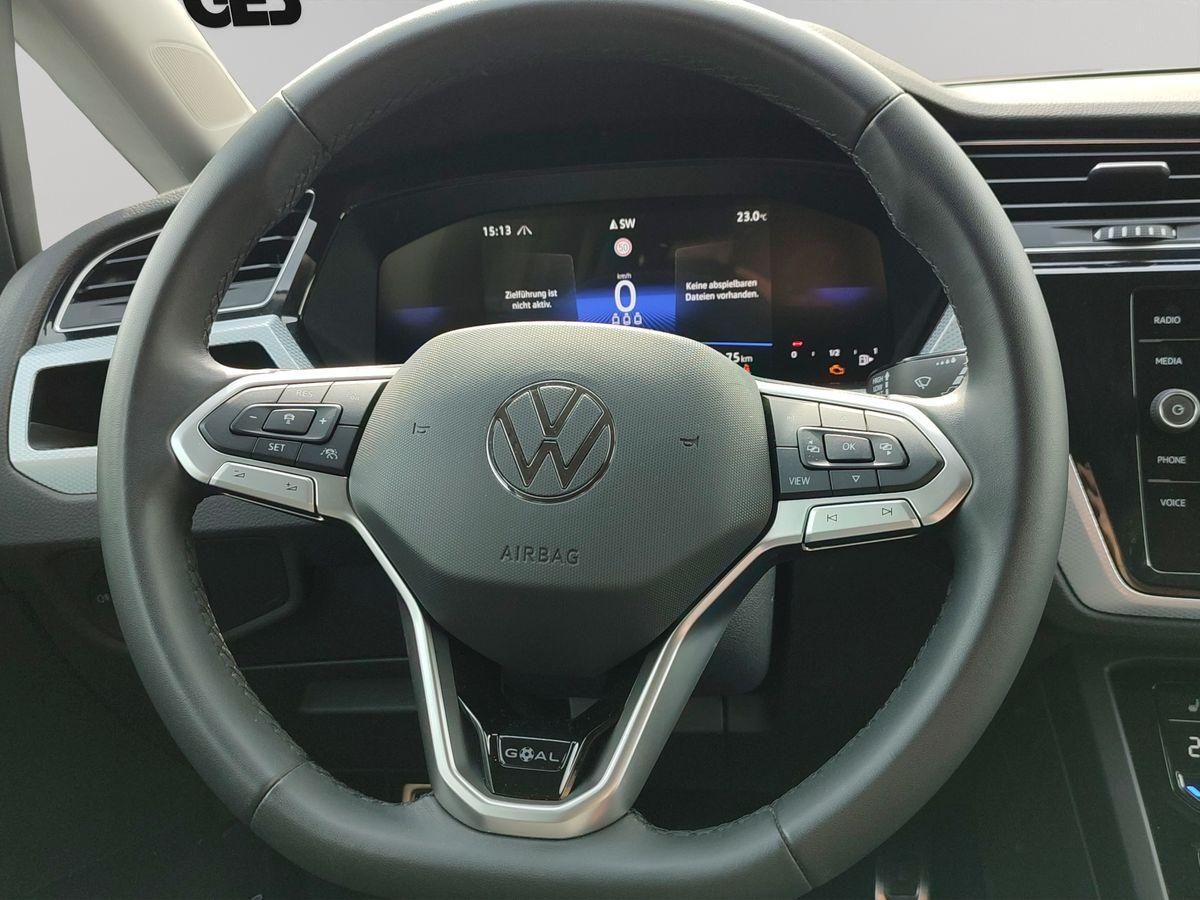 Volkswagen Touran 2025 г. Чёрный, пробег 37777 км