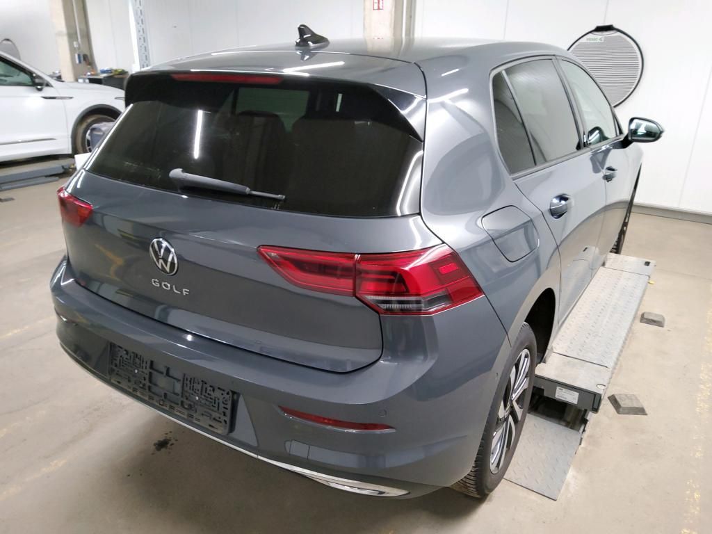 Volkswagen Golf 2023 г. Серый, пробег 49962 км
