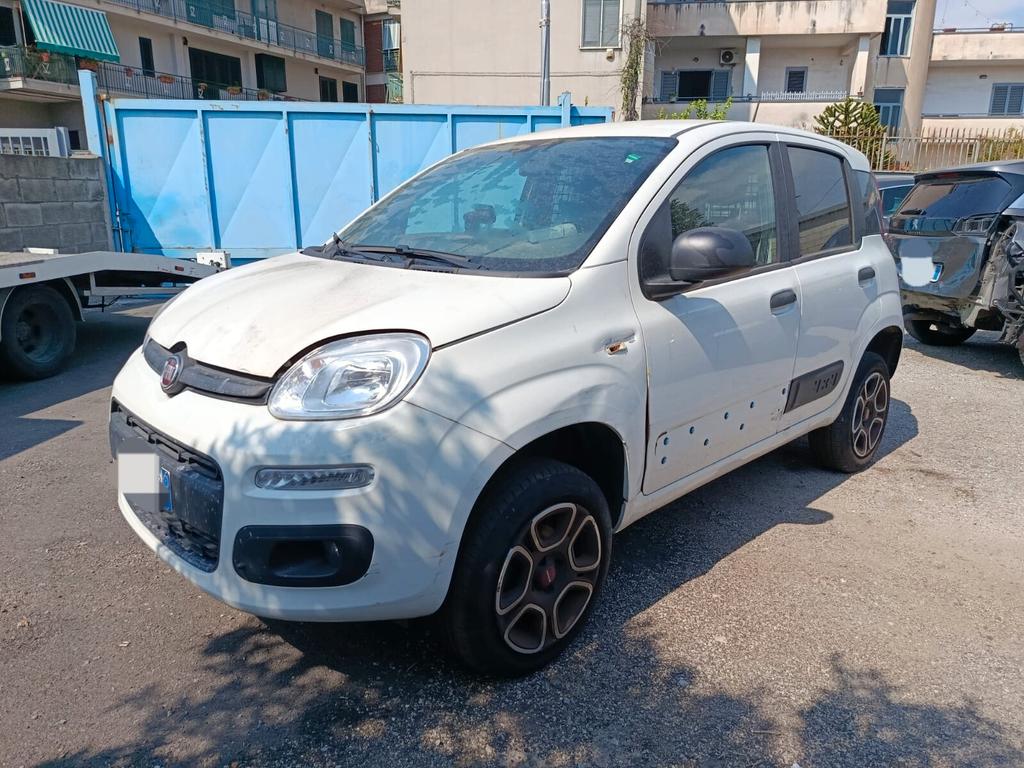 Fiat Panda 2023 г. Белый, пробег 16000 км