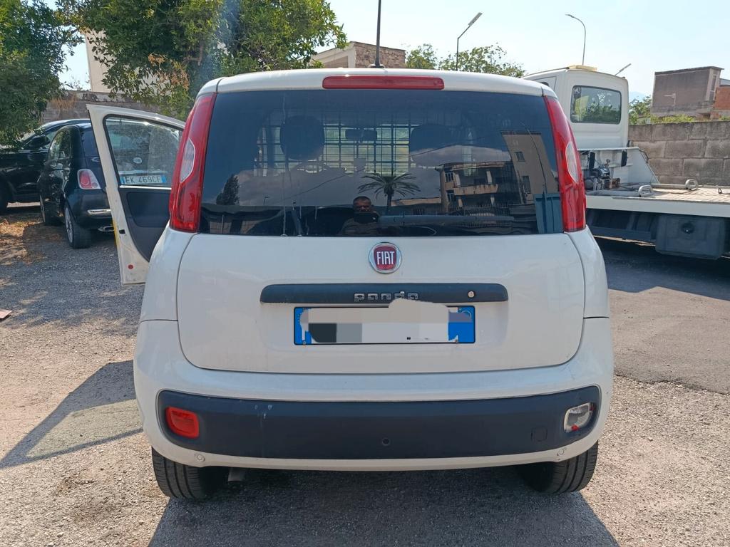 Fiat Panda 2023 г. Белый, пробег 16000 км