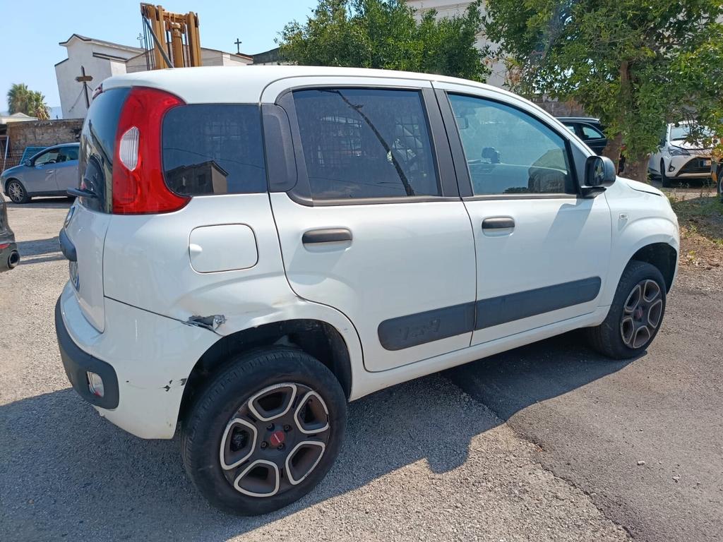 Fiat Panda 2023 г. Белый, пробег 16000 км