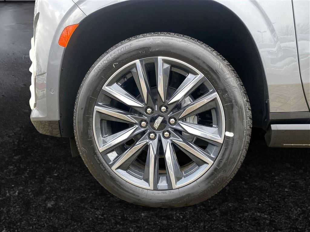 Cadillac Escalade 2023 г. Серый, пробег 50808 км