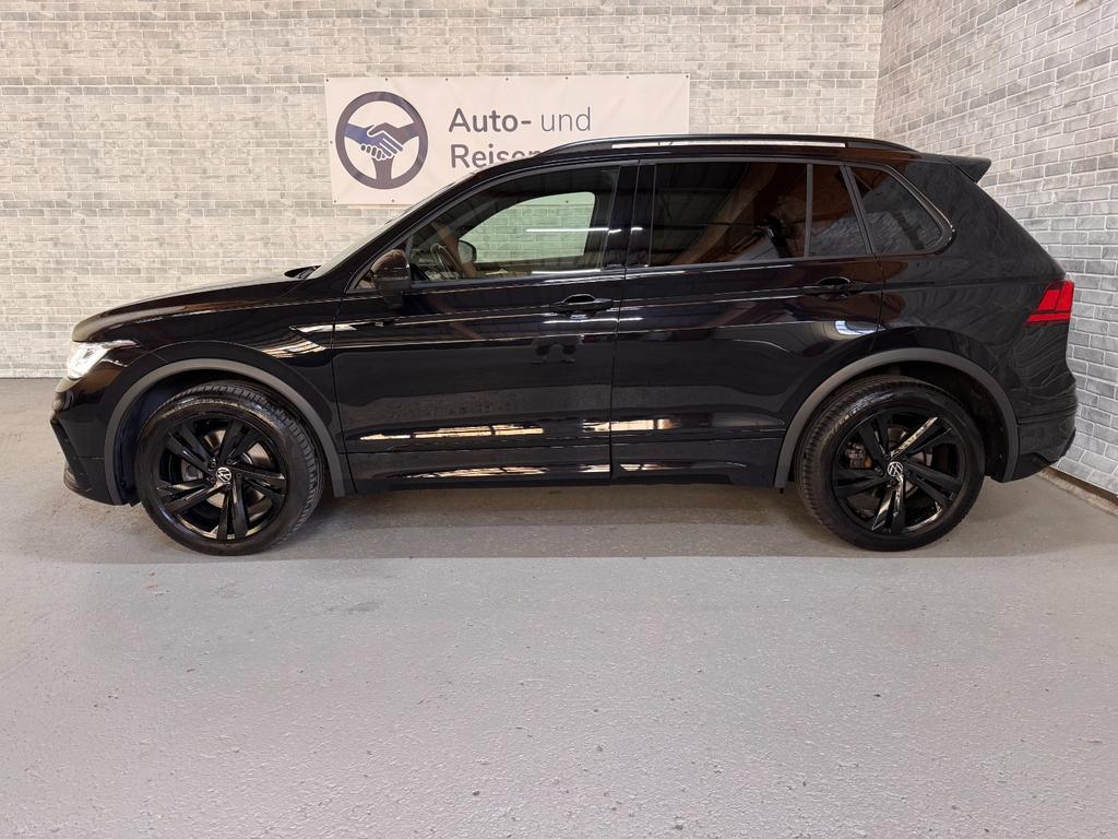 Volkswagen Tiguan 2023 г. Чёрный, пробег 46800 км