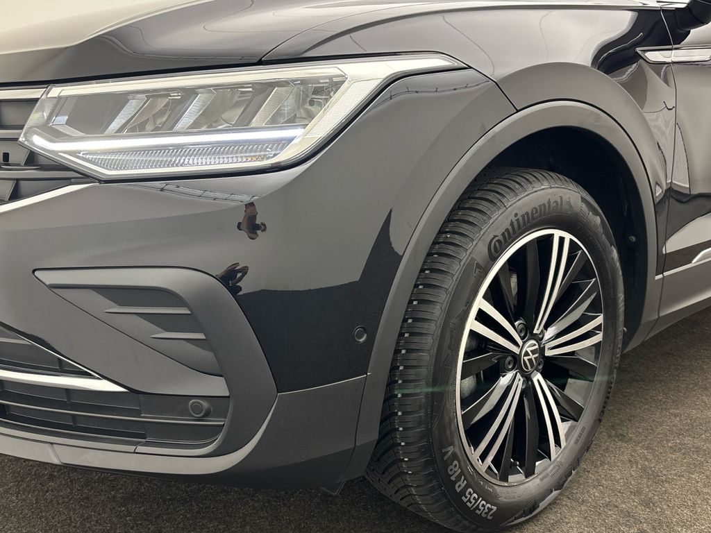 Volkswagen Tiguan 2023 г. Чёрный, пробег 56720 км